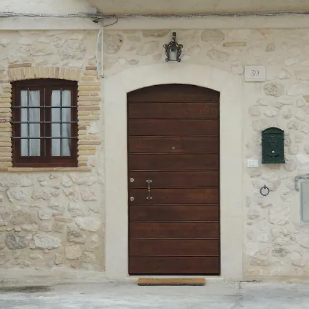 Picchio&pinocchio Holiday home